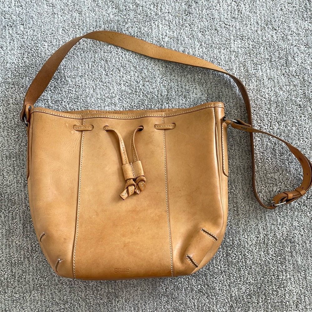 Bree vintage leather bucket bag